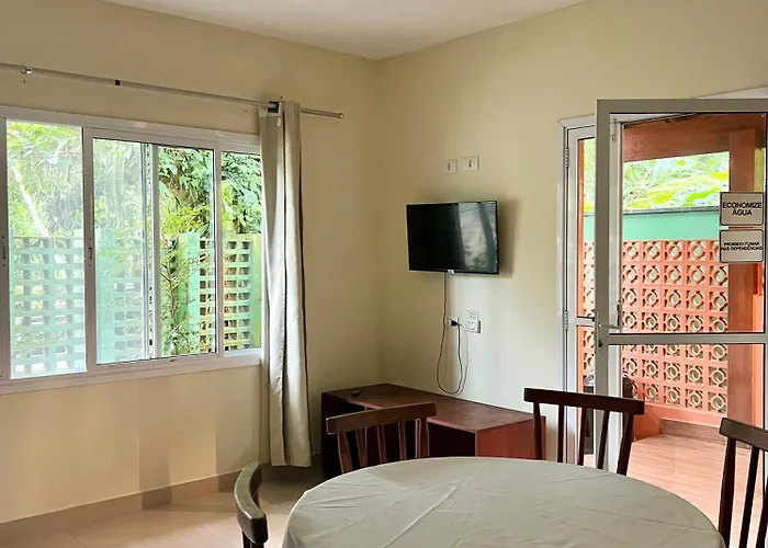 Itamambuca casas,suítes
